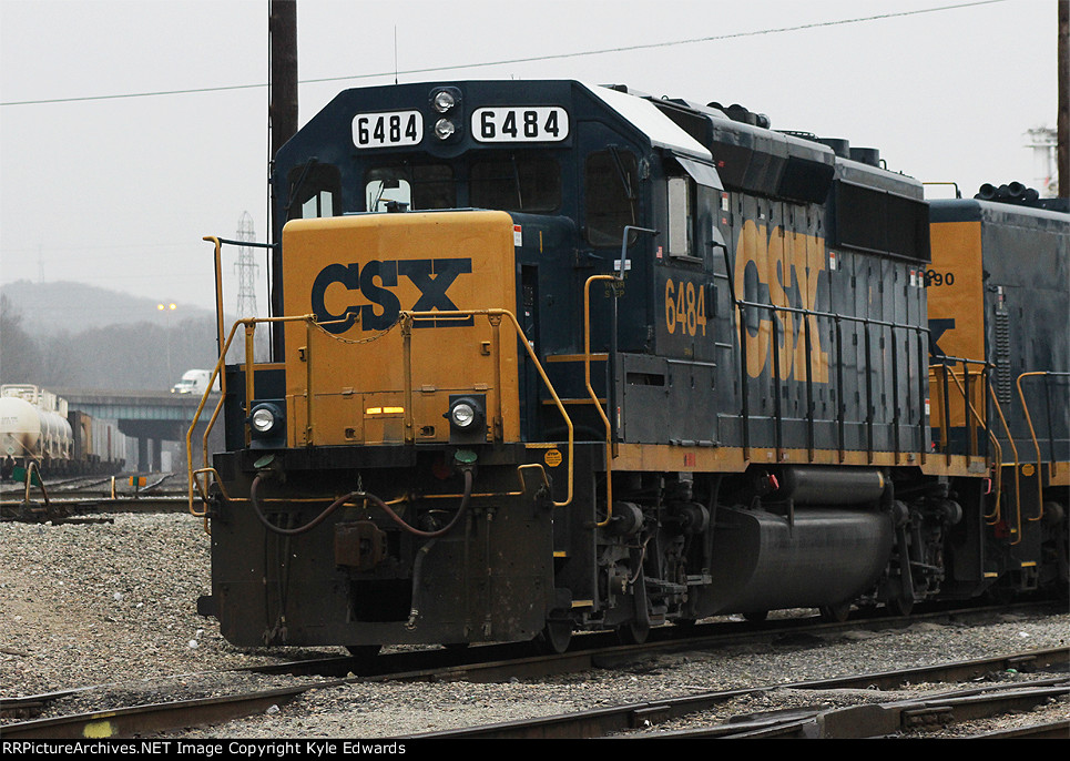 CSX GP40-2 #6484